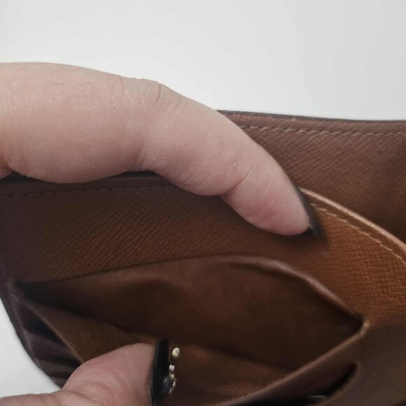 Vintage Louis Vuitton Wallet Organizer Passport Holder Monogram Canvas - Picture 11 of 13